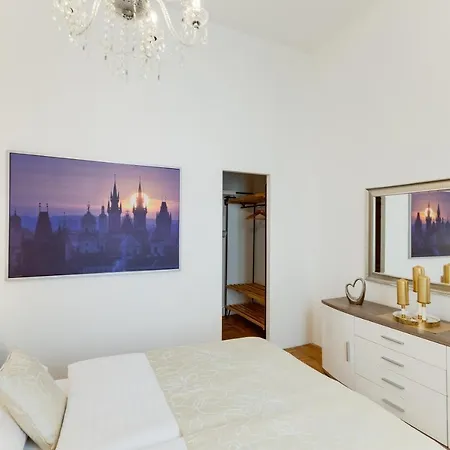 Old Town Royal Apartment With Giant Terrace Praha Exteriér fotografie